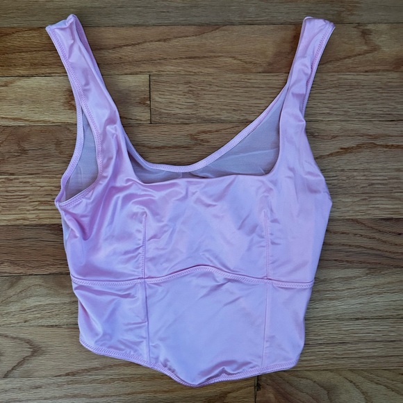 Pink Tank - Picture 2 of 4